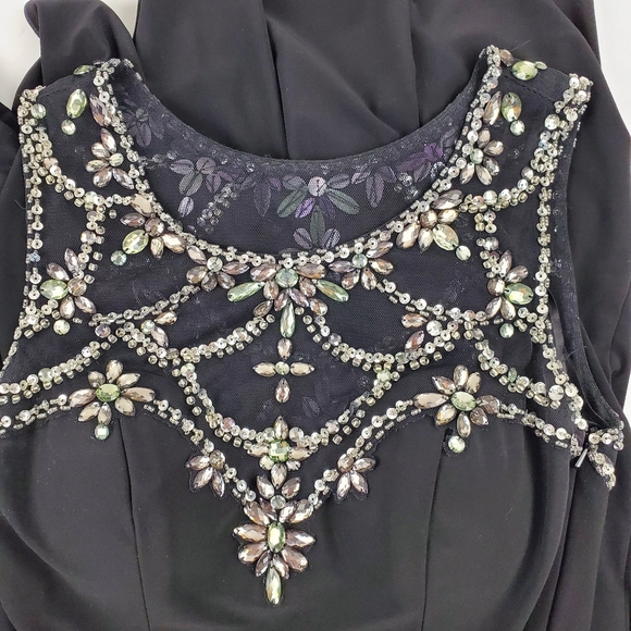 Betsy & Adam black formal embellished gown 2 - Picture 1 of 10